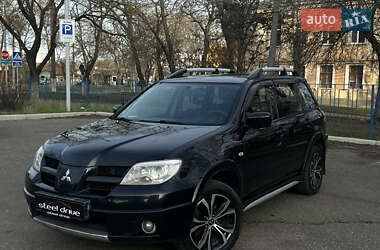 Внедорожник / Кроссовер Mitsubishi Outlander 2007 в Николаеве