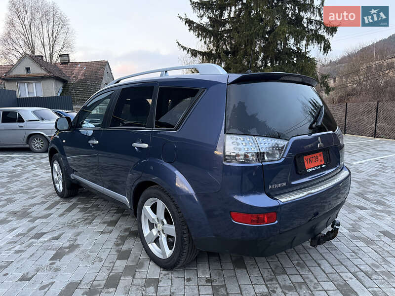 Позашляховик / Кросовер Mitsubishi Outlander 2007 в Кременці