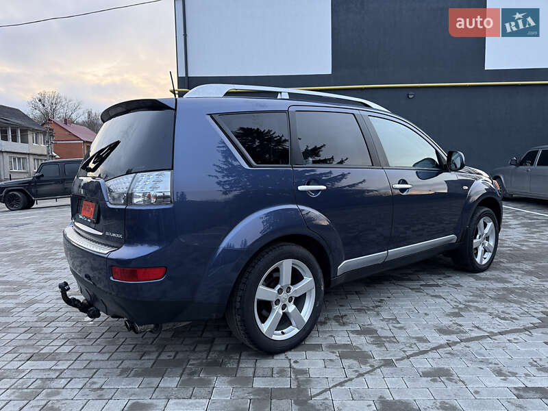 Позашляховик / Кросовер Mitsubishi Outlander 2007 в Кременці