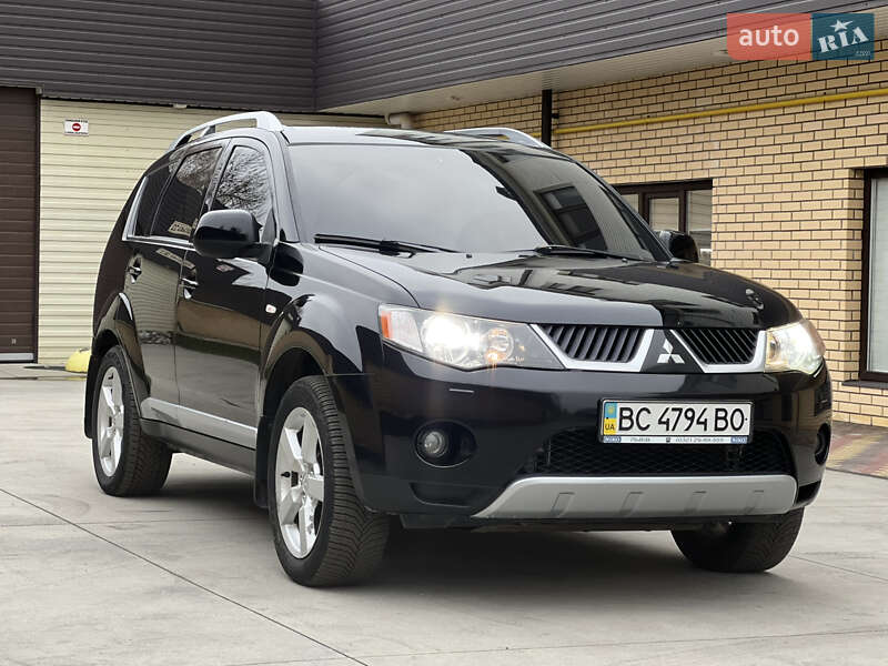 Внедорожник / Кроссовер Mitsubishi Outlander 2008 в Бердичеве