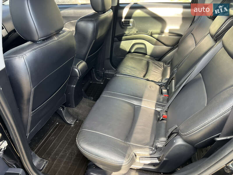 Внедорожник / Кроссовер Mitsubishi Outlander 2008 в Бердичеве