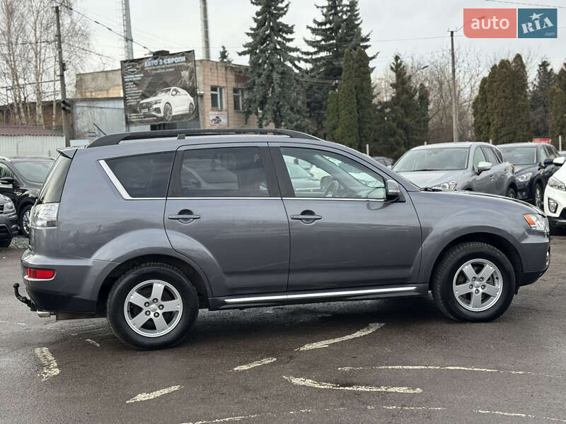 Позашляховик / Кросовер Mitsubishi Outlander 2011 в Дубні