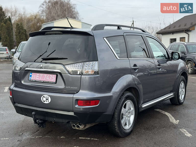 Позашляховик / Кросовер Mitsubishi Outlander 2011 в Дубні