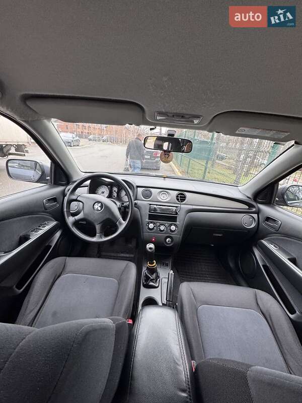 Позашляховик / Кросовер Mitsubishi Outlander 2006 в Ірпені