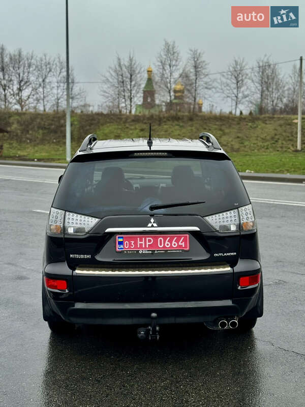 Позашляховик / Кросовер Mitsubishi Outlander 2012 в Полтаві