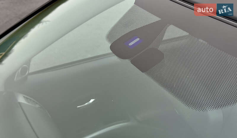 Позашляховик / Кросовер Mitsubishi Outlander 2012 в Полтаві