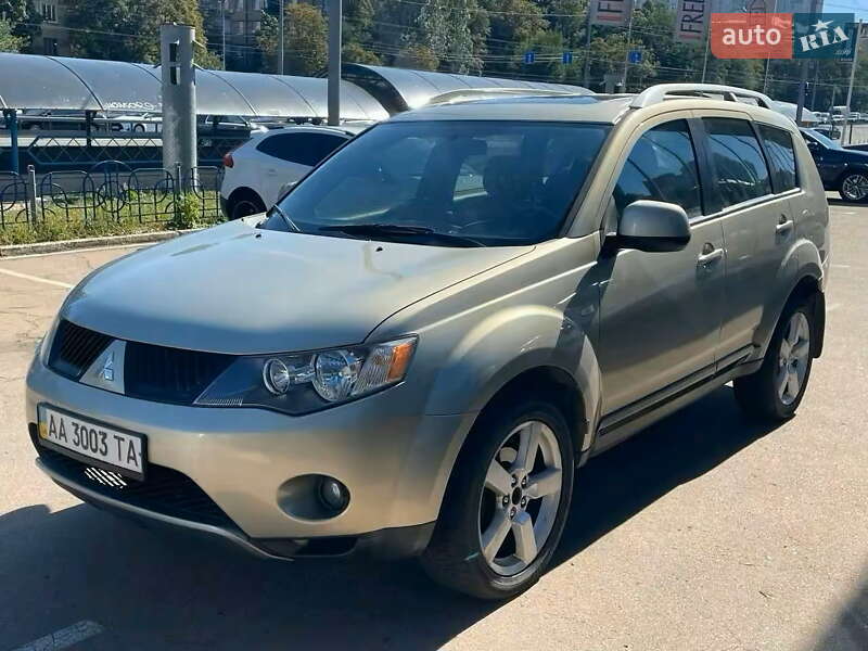 Позашляховик / Кросовер Mitsubishi Outlander 2007 в Києві фото 9 Позашляховик / Кросовер Mitsubishi Outlander 2007 в Києві