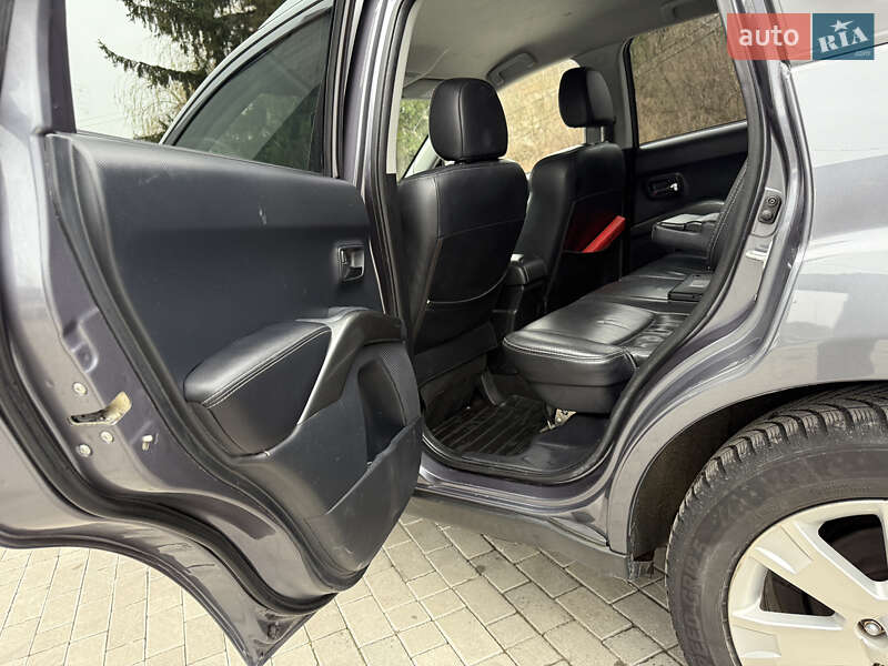 Внедорожник / Кроссовер Mitsubishi Outlander 2008 в Кременце