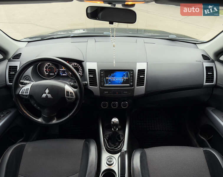 Позашляховик / Кросовер Mitsubishi Outlander 2010 в Тернополі