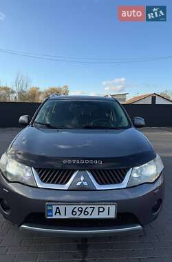 Внедорожник / Кроссовер Mitsubishi Outlander 2008 в Березане