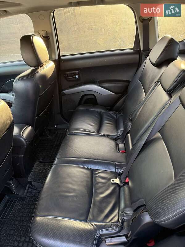 Позашляховик / Кросовер Mitsubishi Outlander 2008 в Березані