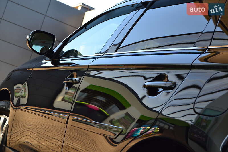 Внедорожник / Кроссовер Mitsubishi Outlander 2013 в Дрогобыче