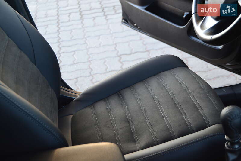 Внедорожник / Кроссовер Mitsubishi Outlander 2013 в Дрогобыче