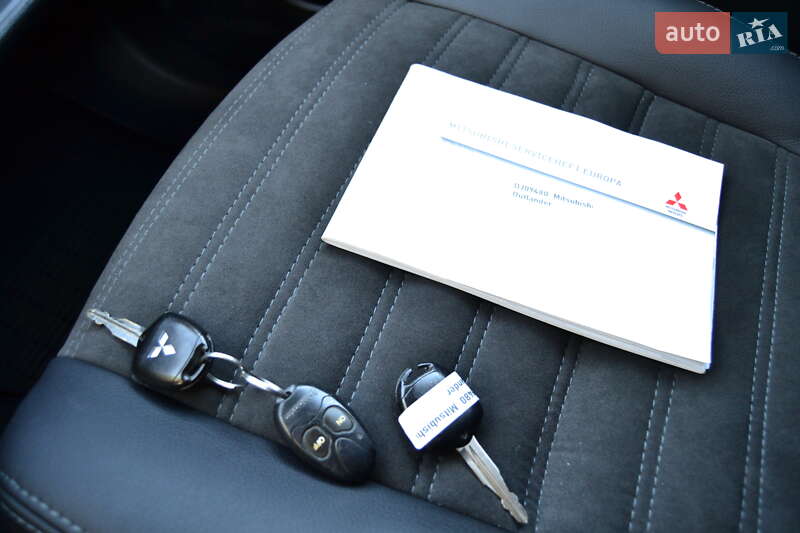 Внедорожник / Кроссовер Mitsubishi Outlander 2013 в Дрогобыче