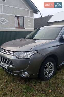 Внедорожник / Кроссовер Mitsubishi Outlander 2014 в Богородчанах