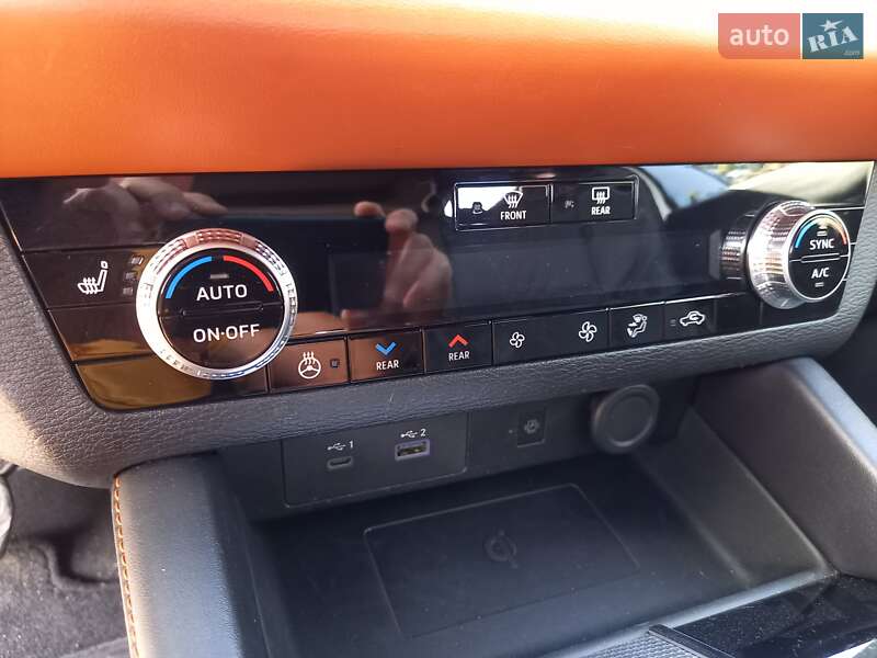 Внедорожник / Кроссовер Mitsubishi Outlander 2022 в Черкассах