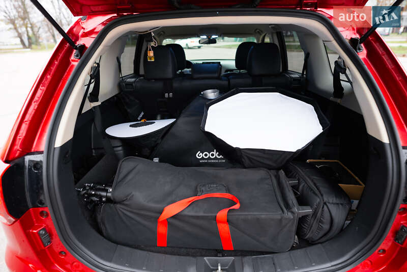 Внедорожник / Кроссовер Mitsubishi Outlander 2019 в Запорожье