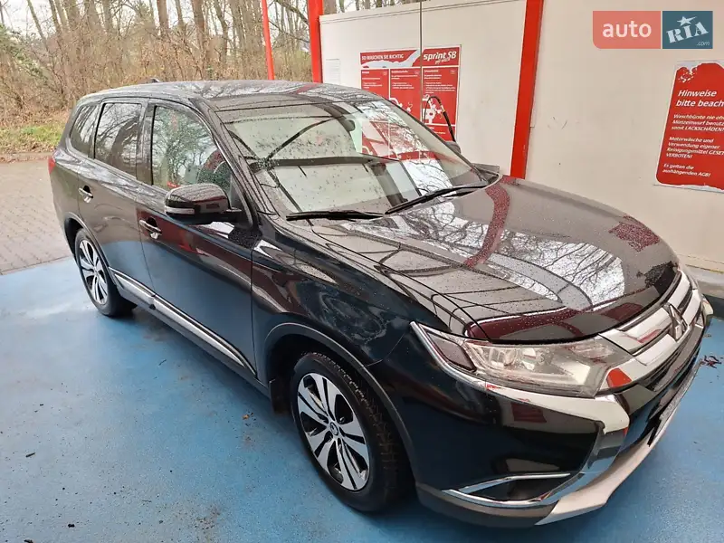 Mitsubishi Outlander