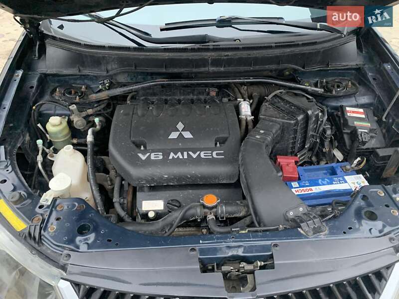 Внедорожник / Кроссовер Mitsubishi Outlander 2008 в Богородчанах