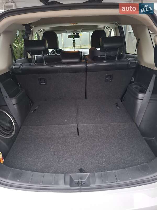 Позашляховик / Кросовер Mitsubishi Outlander 2012 в Ужгороді