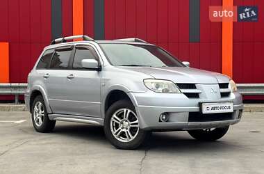 Внедорожник / Кроссовер Mitsubishi Outlander 2007 в Киеве