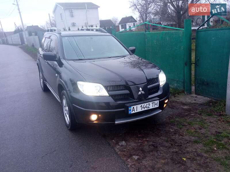 Позашляховик / Кросовер Mitsubishi Outlander 2008 в Березані фото 3 Позашляховик / Кросовер Mitsubishi Outlander 2008 в Березані