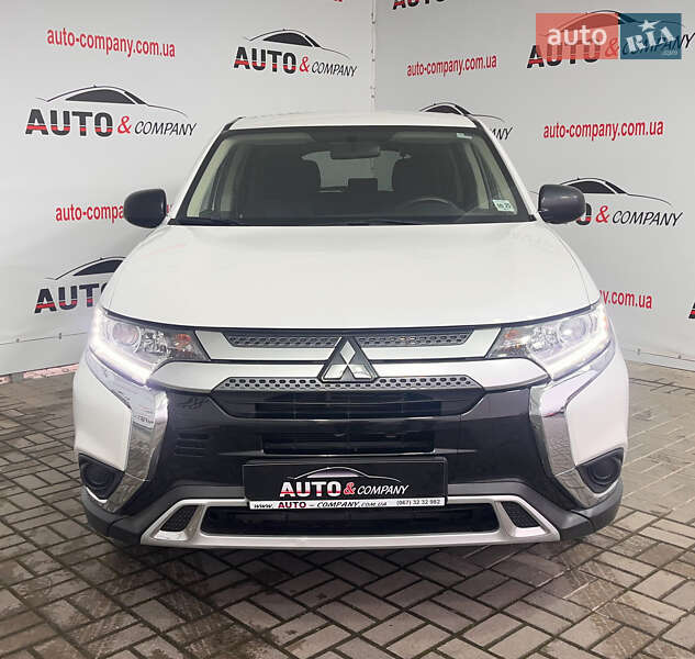 Позашляховик / Кросовер Mitsubishi Outlander 2020 в Львові