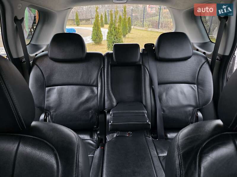 Внедорожник / Кроссовер Mitsubishi Outlander 2012 в Хмельницком