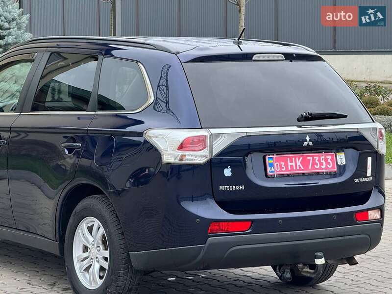 Позашляховик / Кросовер Mitsubishi Outlander 2012 в Луцьку