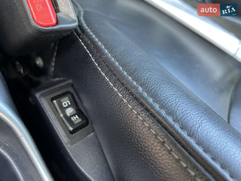 Позашляховик / Кросовер Mitsubishi Outlander 2010 в Рівному фото 24 Позашляховик / Кросовер Mitsubishi Outlander 2010 в Рівному