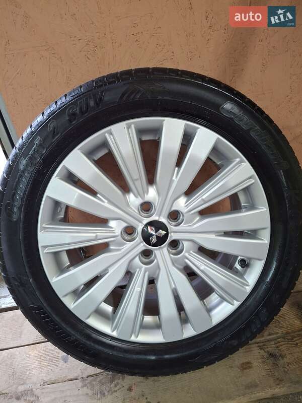 Позашляховик / Кросовер Mitsubishi Outlander 2019 в Вінниці