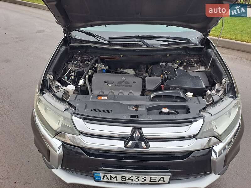 Внедорожник / Кроссовер Mitsubishi Outlander 2016 в Белой Церкви фото 24 Внедорожник / Кроссовер Mitsubishi Outlander 2016 в Белой Церкви
