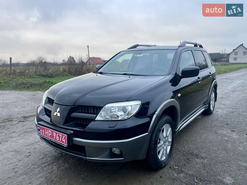 Внедорожник / Кроссовер Mitsubishi Outlander 2006 в Ровно