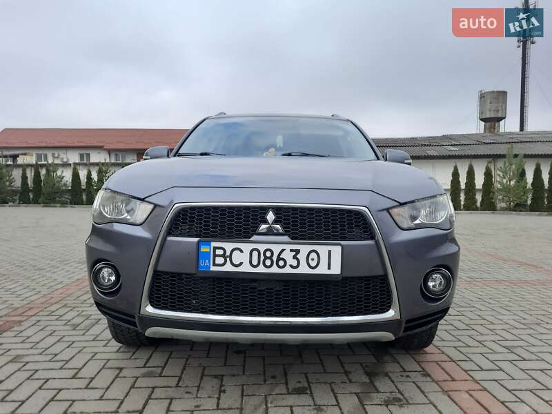 Внедорожник / Кроссовер Mitsubishi Outlander 2009 в Золочеве