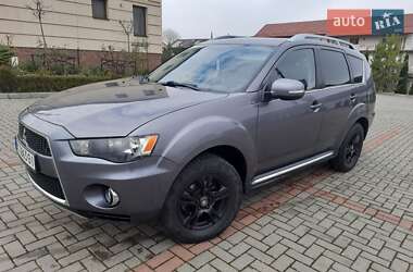 Внедорожник / Кроссовер Mitsubishi Outlander 2009 в Золочеве
