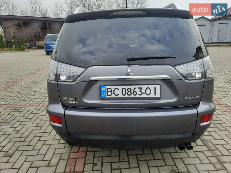 Внедорожник / Кроссовер Mitsubishi Outlander 2009 в Золочеве