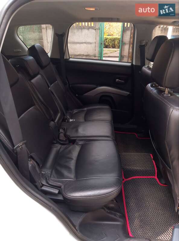 Позашляховик / Кросовер Mitsubishi Outlander 2008 в Кривому Розі фото 74 Позашляховик / Кросовер Mitsubishi Outlander 2008 в Кривому Розі