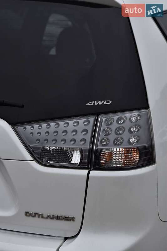 Позашляховик / Кросовер Mitsubishi Outlander 2008 в Кривому Розі фото 34 Позашляховик / Кросовер Mitsubishi Outlander 2008 в Кривому Розі