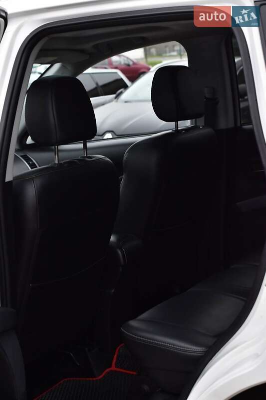 Позашляховик / Кросовер Mitsubishi Outlander 2008 в Кривому Розі фото 47 Позашляховик / Кросовер Mitsubishi Outlander 2008 в Кривому Розі