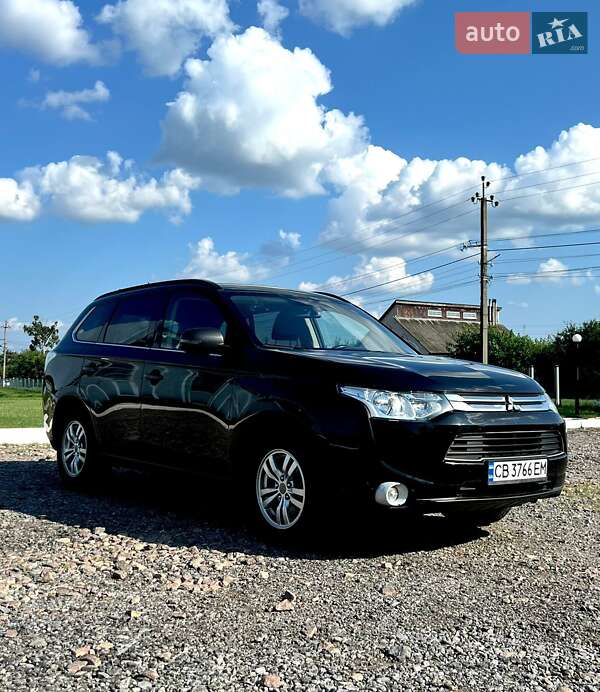 Позашляховик / Кросовер Mitsubishi Outlander 2012 в Батурині фото 6 Позашляховик / Кросовер Mitsubishi Outlander 2012 в Батурині