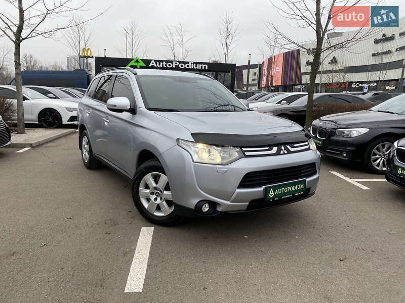Позашляховик / Кросовер Mitsubishi Outlander 2012 в Києві фото 4 Позашляховик / Кросовер Mitsubishi Outlander 2012 в Києві