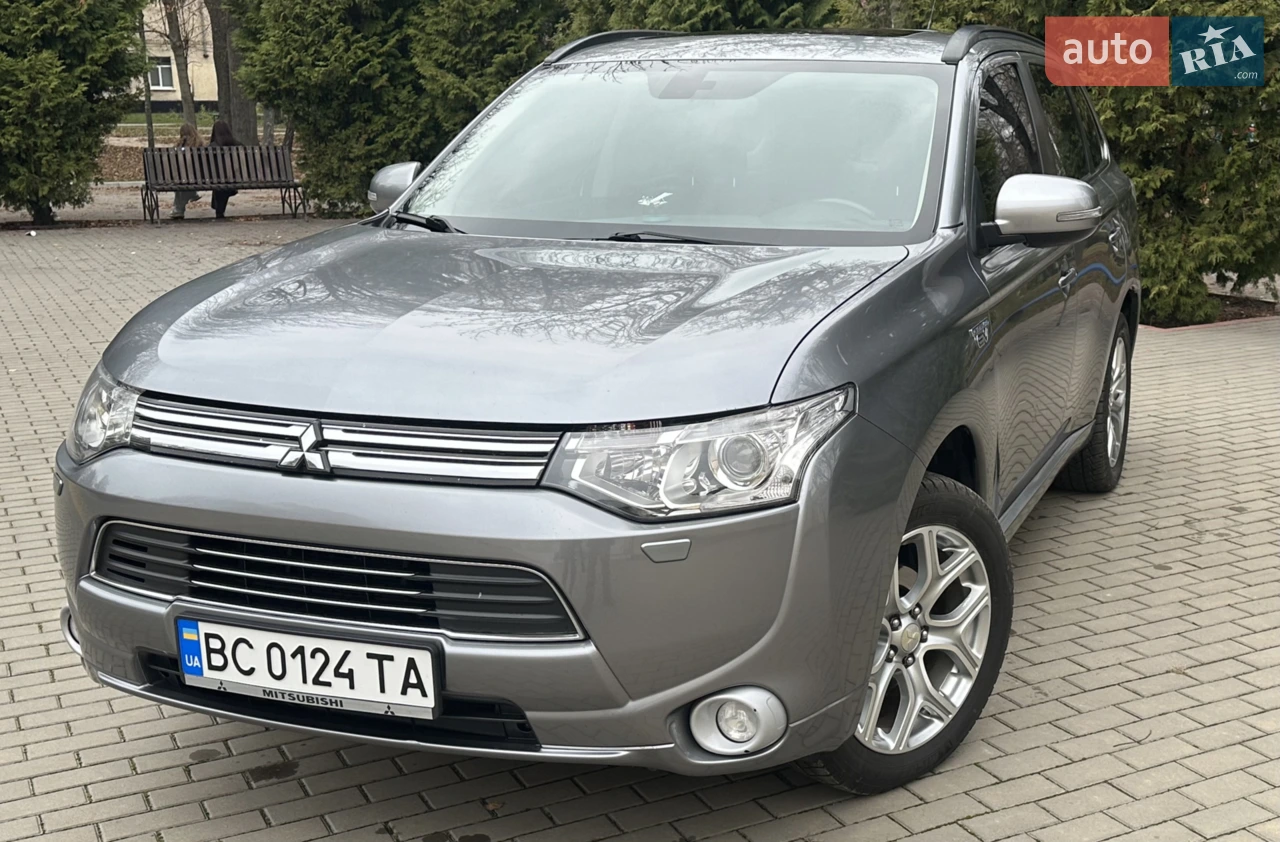 2012 Mitsubishi Outlander - мініатюра 15