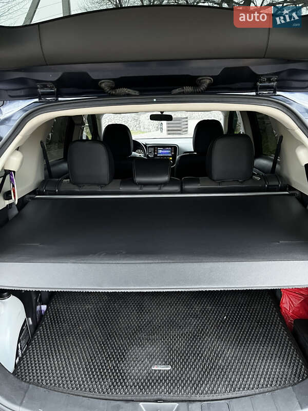 Позашляховик / Кросовер Mitsubishi Outlander 2018 в Кропивницькому фото 22 Позашляховик / Кросовер Mitsubishi Outlander 2018 в Кропивницькому