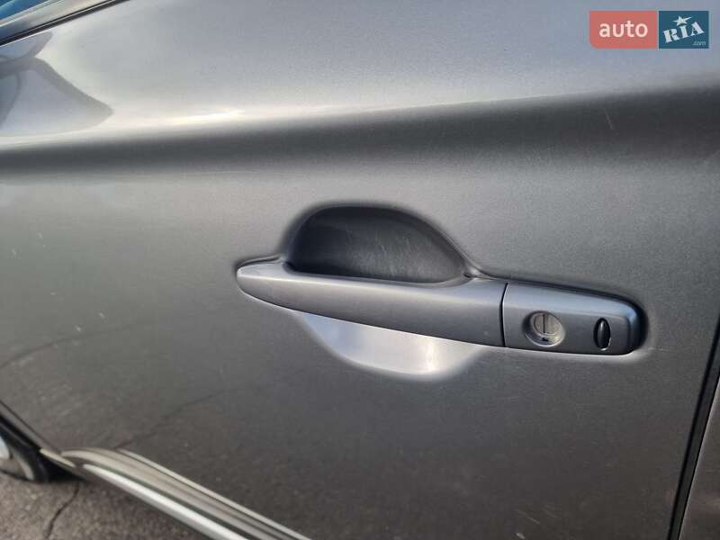 Внедорожник / Кроссовер Mitsubishi Outlander 2020 в Ирпене фото 11 Внедорожник / Кроссовер Mitsubishi Outlander 2020 в Ирпене