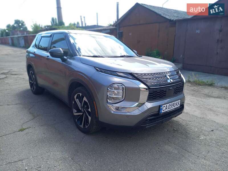 Внедорожник / Кроссовер Mitsubishi Outlander 2021 в Черкассах фото 3 Внедорожник / Кроссовер Mitsubishi Outlander 2021 в Черкассах