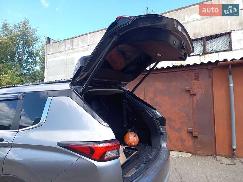 Внедорожник / Кроссовер Mitsubishi Outlander 2021 в Черкассах фото 22 Внедорожник / Кроссовер Mitsubishi Outlander 2021 в Черкассах