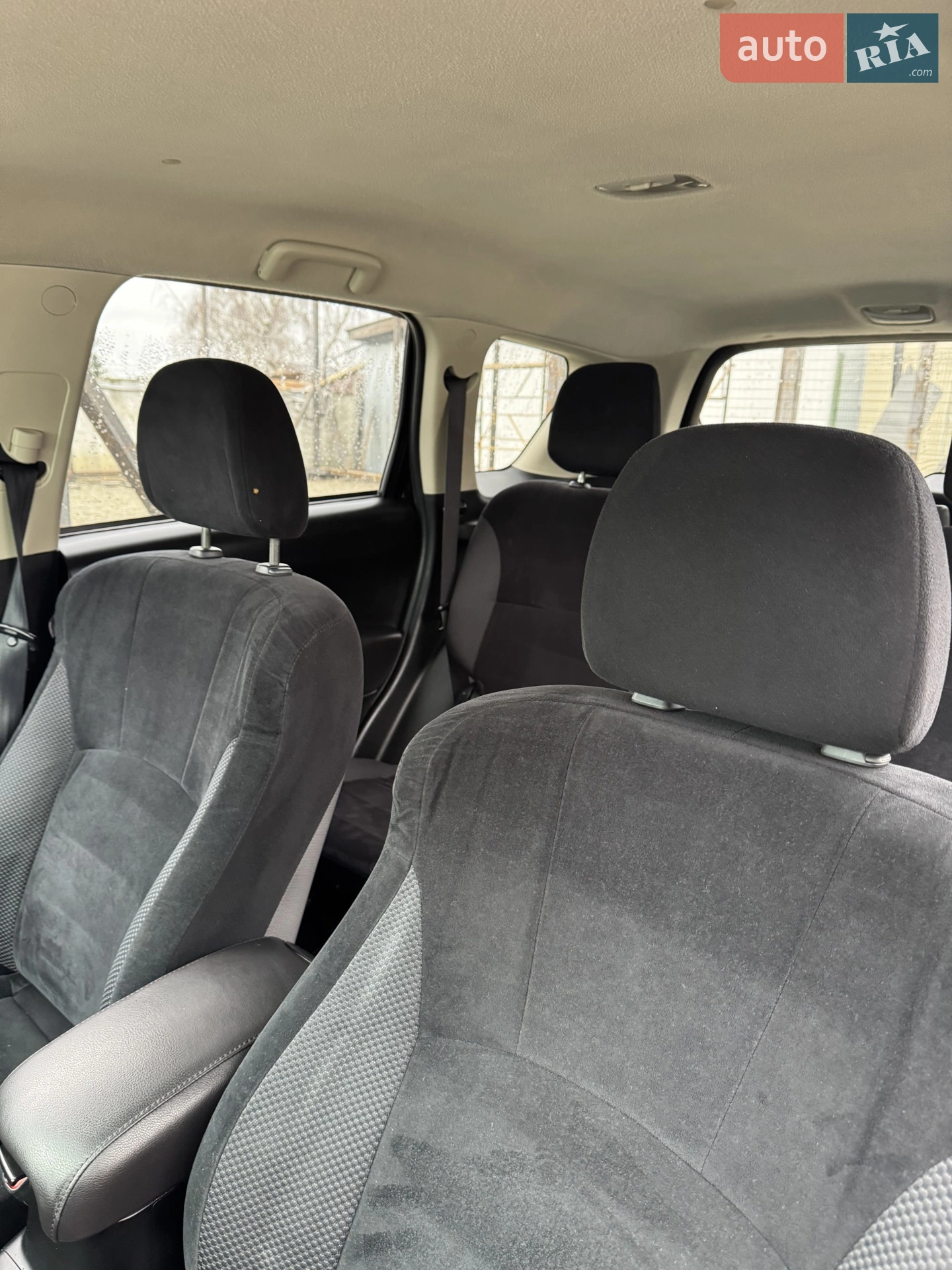 2012 Mitsubishi Outlander - мініатюра 8