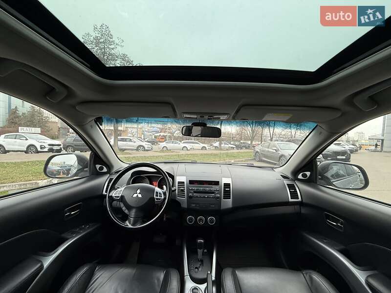 Внедорожник / Кроссовер Mitsubishi Outlander 2007 в Киеве фото 9 Внедорожник / Кроссовер Mitsubishi Outlander 2007 в Киеве
