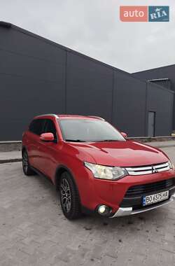 Позашляховик / Кросовер Mitsubishi Outlander 2014 в Бережанах