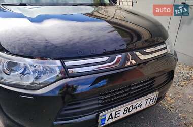 Внедорожник / Кроссовер Mitsubishi Outlander 2014 в Кривом Роге